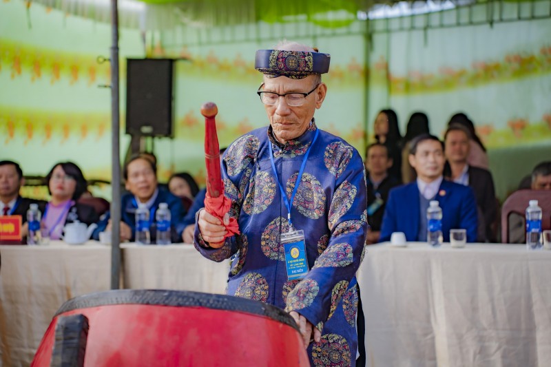 Thừa Thiên Huế: Cận cảnh hội vật hơn 200 năm tuổi được “phủ sóng” mạng xã hội