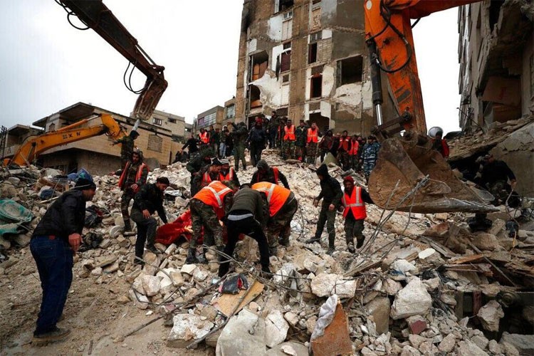 Tại sao trận động đất ở Thổ Nhĩ Kỳ là một trong những trận động đất thảm khốc nhất thế kỷ?