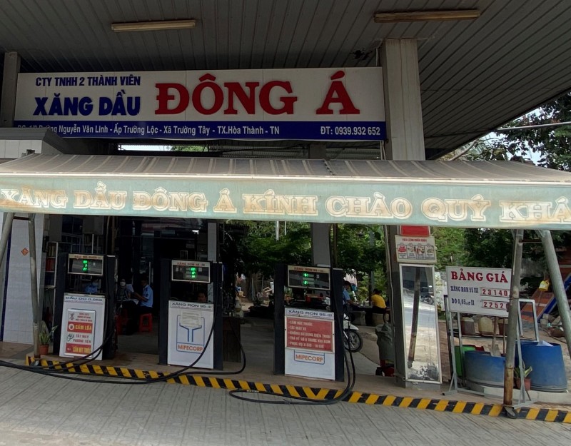 Xử phạt 1 cửa hàng xăng dầu ở Tây Ninh vi phạm về biển hiệu