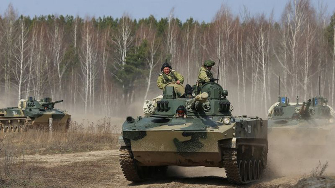 Chiến sự Nga-Ukraine 10/2: Xuất hiện hình ảnh về xe tăng T-14 Armata ở Ukraine; Trận chiến lớn sắp bắt đầu