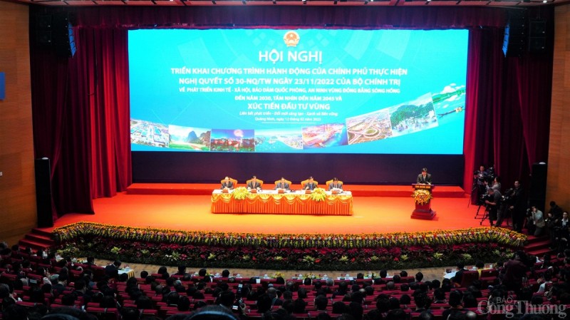 Thủ tướng Chính phủ chủ trì Hội nghị phát triển vùng Đồng bằng sông Hồng