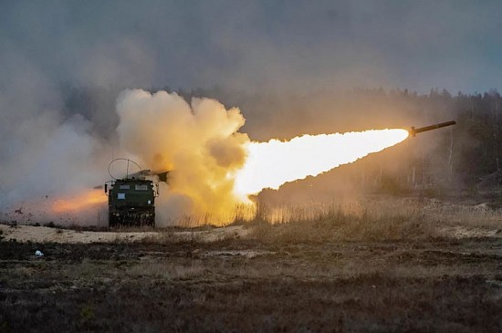 Chiến sự Nga - Ukraine 14/2: NATO thừa nhận kho dự trữ vũ khí đang cạn kiệt nhanh chóng