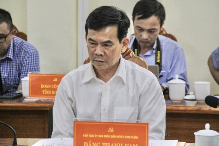 Nguyên Chủ tịch huyện Kon Plông nghỉ hưu trước tuổi
