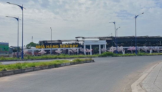 TP Cần Thơ: Sẽ tháo dỡ "Nhà hàng sân bay" xây dựng trái phép trên đất trồng lúa
