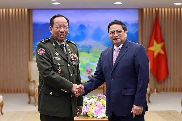 Thủ tướng Phạm Minh Chính tiếp Đại tướng Tea Banh, Phó Thủ tướng Chính phủ, Bộ trưởng Bộ Quốc phòng Vương quốc Campuchia - Ảnh: VGP/Nhật Bắc