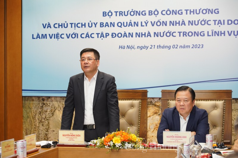 Bộ trưởng Nguyễn Hồng Diên và Chủ tịch Ủy ban Quản lý vốn nhà nước tại doanh nghiệp Nguyễn Hoàng Anh chủ trì hội nghị