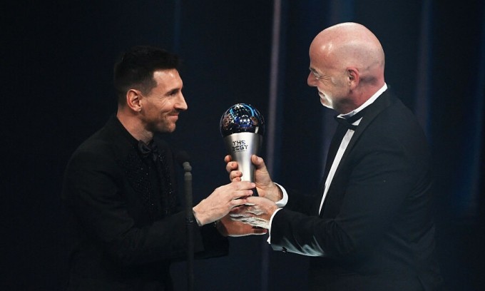Lionel Messi giành The Best: Khi quyền trượng tìm về đúng minh chủ