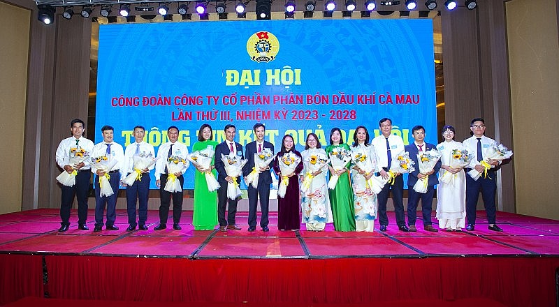 BCH Công đoàn Công ty Cổ phần Phân bón Dầu khí Cà Mau khoá III, nhiệm kỳ 2023 - 2028 ra mắt đại hội