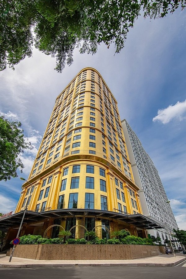 Vì sao đại gia “Đường bia” phải rao bán khách sạn dát vàng ở Hà Nội?