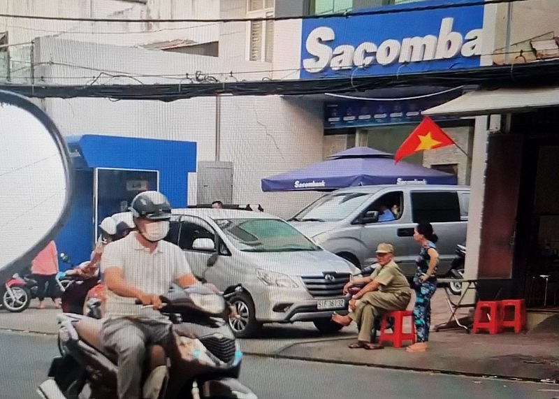 TP. Hồ Chí Minh: Phong tỏa một ngân hàng ở quận 8 do nghi xảy ra cướp