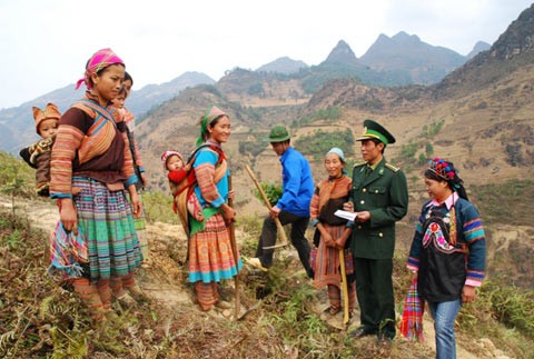 Công tác dân tộc