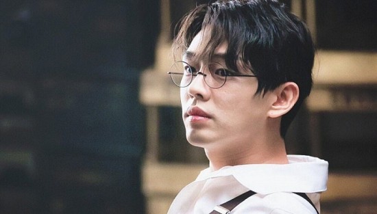 Cảnh sát khám nhà tài tử Yoo Ah In liên quan bê bối sử dụng chất cấm