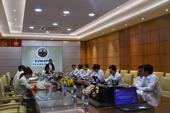 Đoàn đại biểu quốc hội tỉnh Kiên Giang làm việc với PC Kiên Giang và Truyền tải điện miền Tây 3