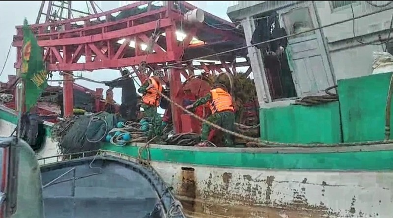 Quảng Ninh: 4 tàu cá bị bắt giữ vì vi phạm khai thác hải sản