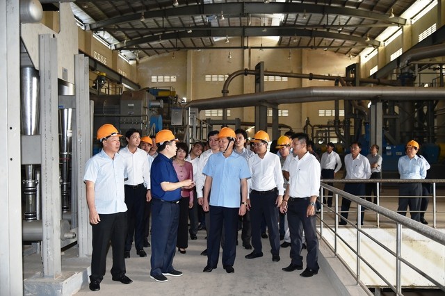 Phó Thủ tướng Lê Minh Khái khảo sát Nhà máy bột giấy Phương Nam