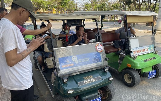 Thông tin mới về học sinh phải nghỉ học để phản đối phương án “siết” xe điện ở Cửa Lò