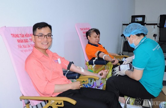 Công ty Qui Phúc: Hàng trăm cán bộ công nhân viên lao động tham gia hiến máu nhân đạo