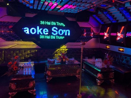 Lâm Đồng: Kiến nghị xử lý 2 cơ sở karaoke bị tạm đình chỉ vẫn lén lút hoạt động