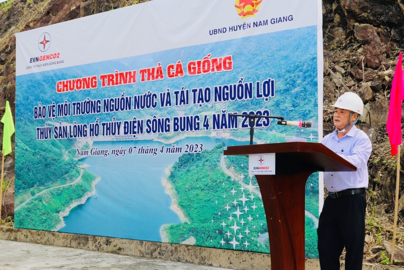 Ông Lê Văn Hường - TUV, Bí thư huyện uỷ Nam Giang phát biểu tại buổi Lễ