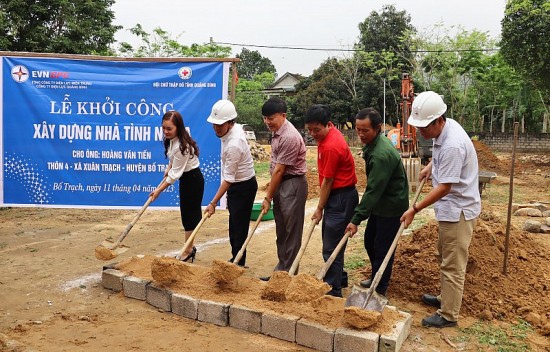 PC Quảng Bình: Hỗ trợ 60 triệu đồng xây dựng nhà tình nghĩa cho hộ nghèo