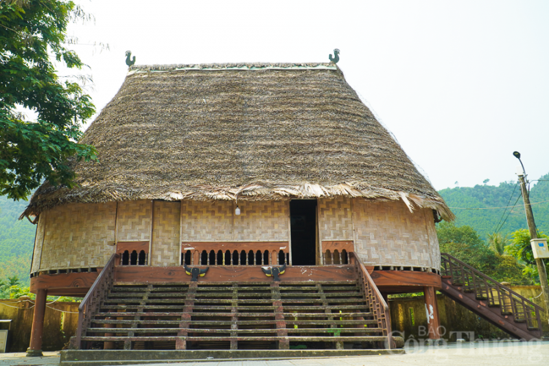 Độc đáo nhà Gươl của đồng bào Cơ Tu tại Đà Nẵng
