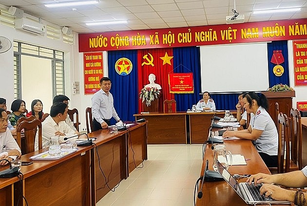 Thanh tra tỉnh Tây Ninh công bố kết luận thanh tra đối với UBND TP Tây Ninh. Ảnh: Ba Bình