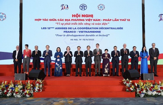 Khai mạc Hội nghị hợp tác giữa các địa phương Việt Nam – Pháp