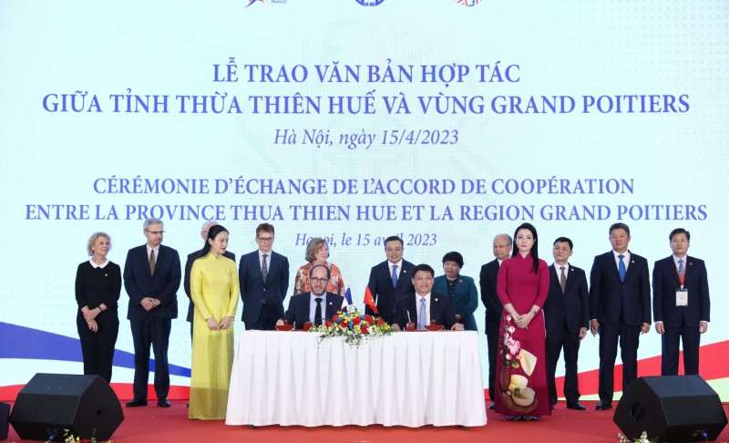 Bế mạc Hội nghị Việt – Pháp lần thứ 12: 4 biên bản hợp tác được ký kết