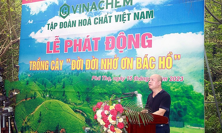 Vinachem phát động lễ trồng cây “Đời đời nhớ ơn Bác Hồ” tại Đền Hùng - Phú Thọ