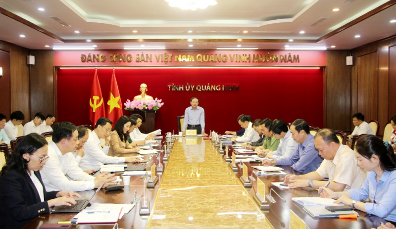 Ông Nguyễn Xuân Ký, Bí thư Tỉnh ủy tỉnh Quảng Ninh yêu cầu Không thể chủ quan với tình hình dịch bệnh Covid-19