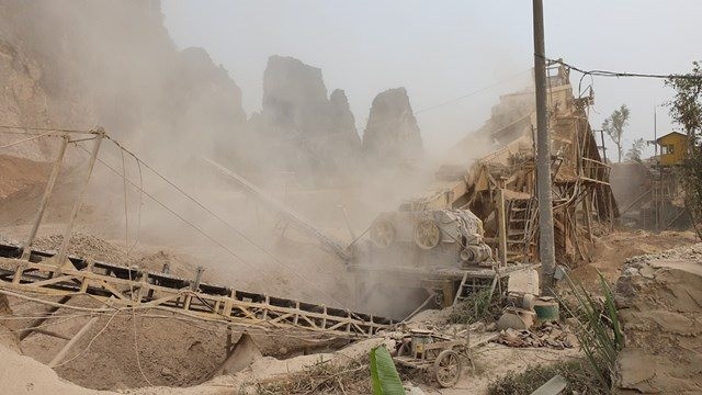 Tạm dừng hoạt động khai thác khoáng sản với 16 mỏ đá tại tỉnh Hoà Bình