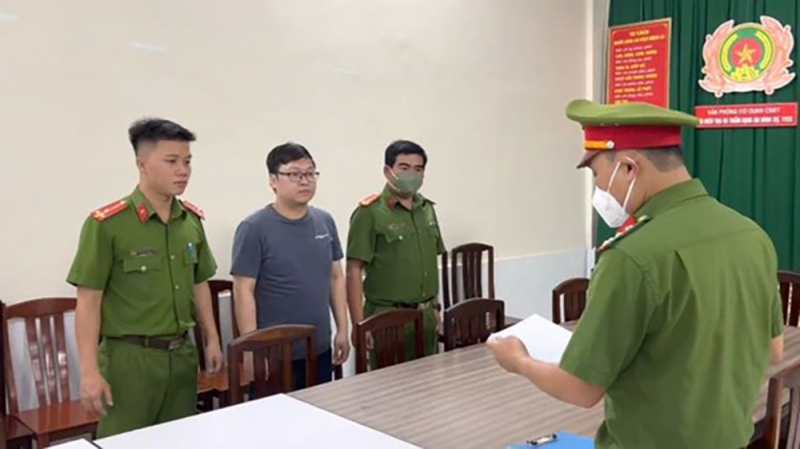 Bắt Phó Trưởng phòng Tàu sông Nguyễn Tuấn Anh, Cục Đăng kiểm Việt Nam