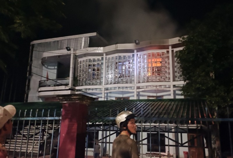 Quảng Ngãi: Điều tra nguyên nhân vụ cháy ở một Phòng Giáo dục và Đào tạo