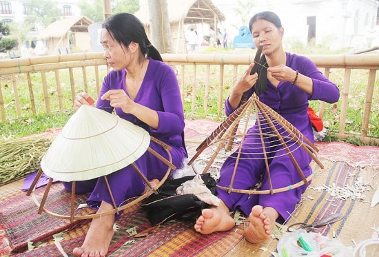 Thừa Thiên Huế: Sắp diễn ra hội nghị quốc tế về Nón lá Huế