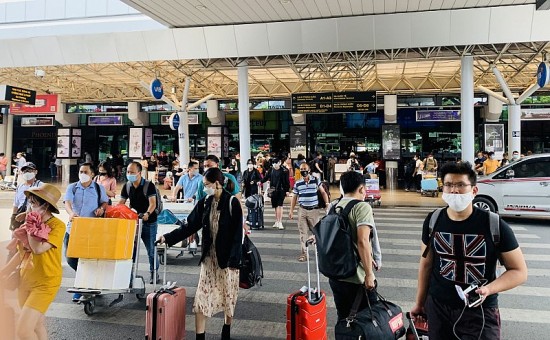 Vì sao sân bay Tân Sơn Nhất kiểm tra hoạt động khai thác thời điểm cận nghỉ lễ 30/4?