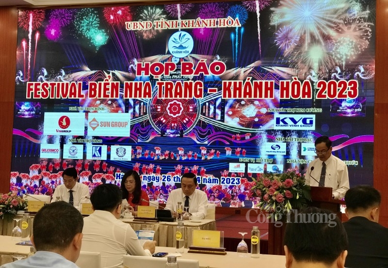 Festival Biển Nha Trang 2023: Xúc tiến kinh tế, du lịch xứ sở “rừng trầm, biển yến”