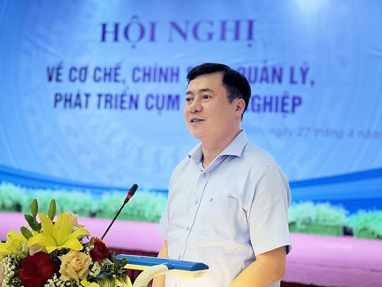 Thứ trưởng Nguyễn Sinh Nhật Tân chủ trì Hội nghị về Cơ chế chính sách quản lý, phát triển cụm công nghiệp