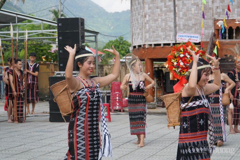 Múa Tung tung Da dá - Nét đẹp văn hóa đặc sắc của dân tộc Cơ tu