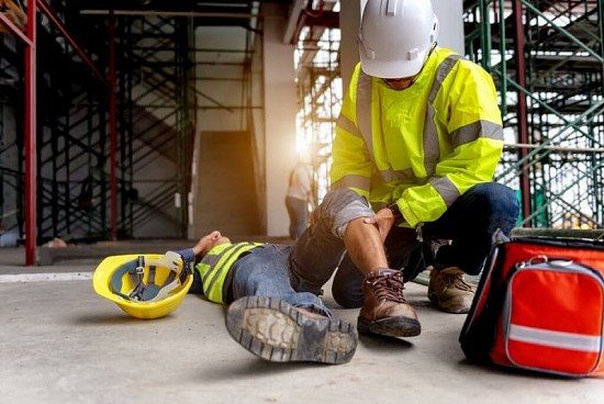 Chính sách hỗ trợ tai nạn lao động quy định như thế nào?