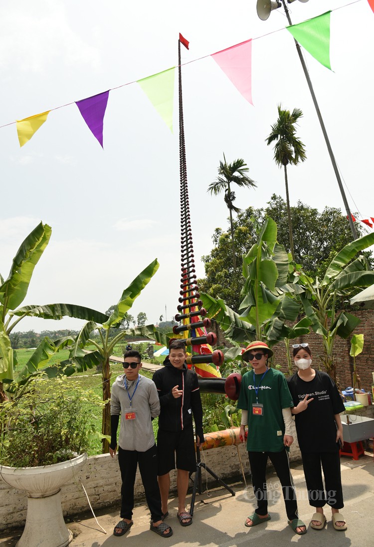 Lễ hội thi thả diều truyền thống tại Hà Nội