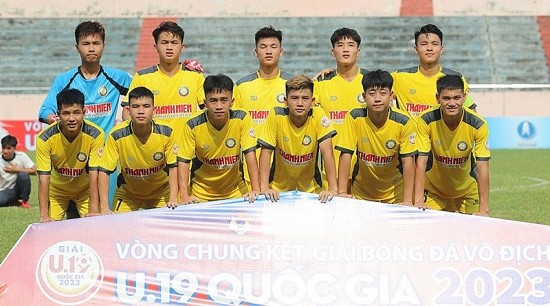 Thanh Hóa: Khen thưởng đội bóng U19 Đông Á Thanh Hóa giành chức vô địch quốc gia năm 2023