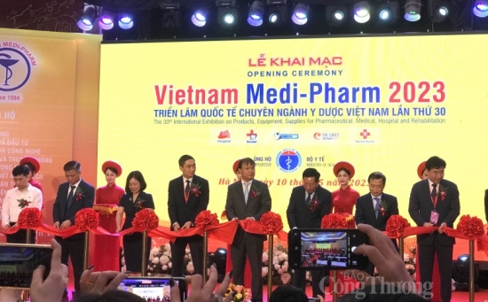 Thứ trưởng Đỗ Thắng Hải tham dự khai mạc Triển lãm Quốc tế Chuyên ngành Y Dược Việt Nam