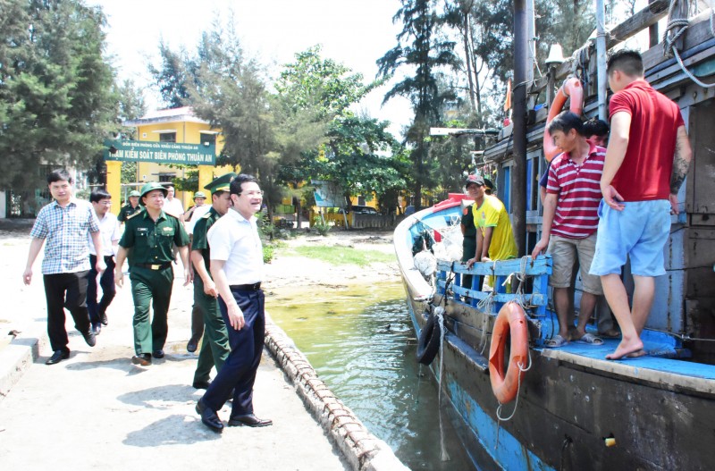 Thừa Thiên Huế: Chấm dứt tàu cá, ngư dân vi phạm khai thác hải sản bất hợp pháp