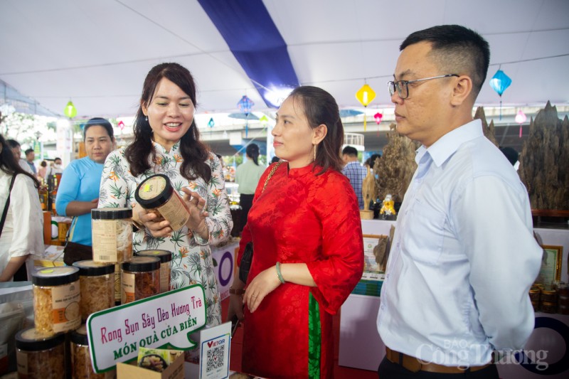 Hơn 300 sản phẩm OCOP, sản phẩm đặc trưng Quảng Nam được quảng bá tại Đà Nẵng