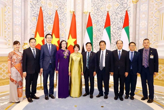 Thứ trưởng Phan Thị Thắng tháp tùng Phó Chủ tịch nước Võ Thị Ánh Xuân làm việc tại UAE và Qatar