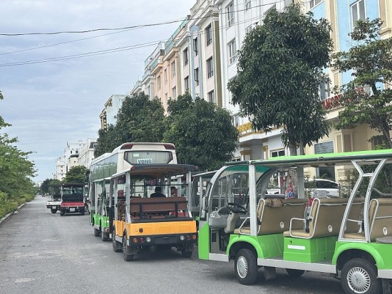 Thanh Hóa: Chấn chỉnh, xử lý nghiêm vi phạm của xe điện tại các khu du lịch