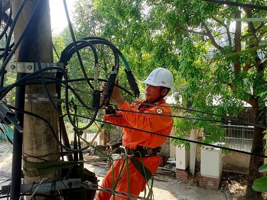 PC Thanh Hóa thực hiện nhiều giải pháp cấp điện hè 2023
