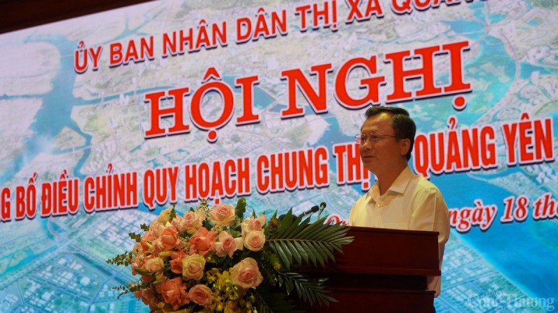 Quyền Chủ tịch UBND tỉnh Quảng Ninh Cao Tường Huy phát biểu tại Hội nghị