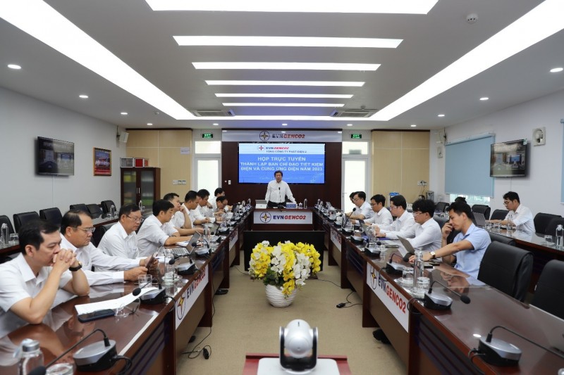 Ông Trương Hoàng Vũ – Tổng Giám đốc, Phó Ban thường trực Ban chỉ đạo phát biểu tại buổi họp.