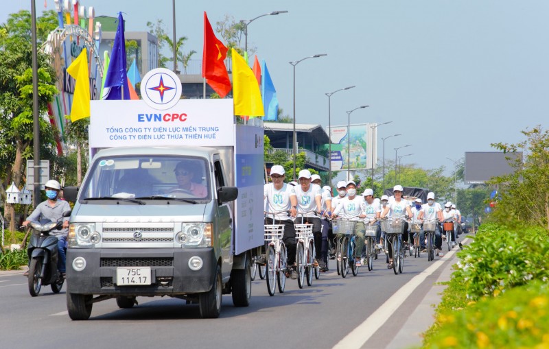 Thừa Thiên Huế: Tăng cường bảo vệ hành lang an toàn lưới điện cao áp, tiết kiệm năng lượng